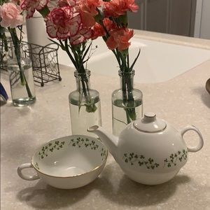 Royal Tara Teapot and Mug 2 in 1